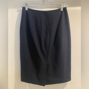 Deep Navy Ann Taylor Pencil Skirt. Size 4